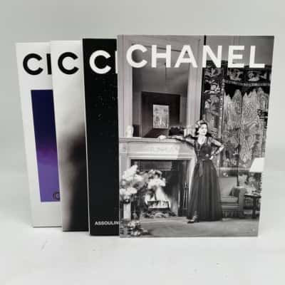 Assouline CHANEL Fashion 3 Book slipcase, Excellent Condition 