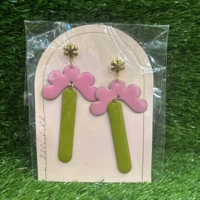 Middle Child Meadow Orchid/Avocado Earrings (New)