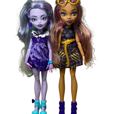 Monster high Gen 3 Twyla and clawdeen dolls