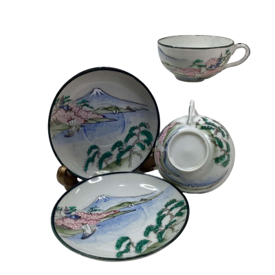 Antique Japanese Kutani Geisha teacup and saucer 