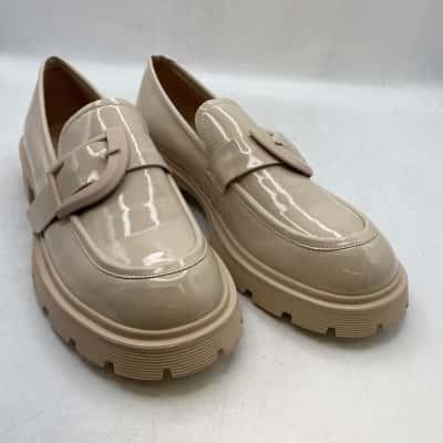 NWOT Princess Polly Womens  Size 9 Cream Shoes