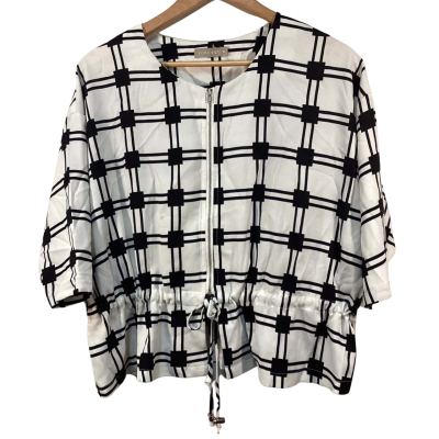 BNWT Forcast Womens  3/4 Sleeve Top Black  / Checked / White  Size 10 