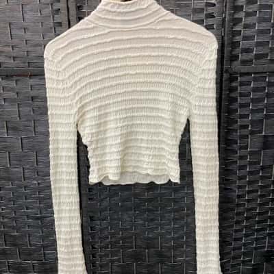 Dissh Womens  Size S Long Sleeve Top Off White 