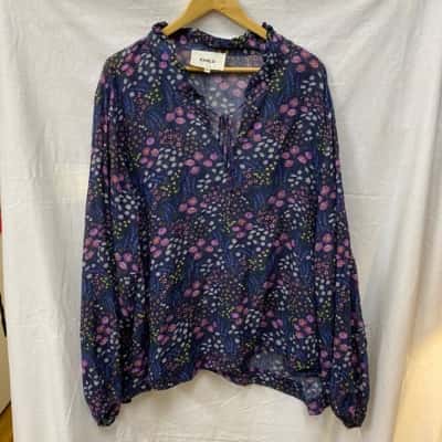 Khòlò Womens  Size 24 Blouse Blue / Floral 
