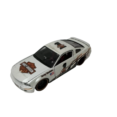Maisto 2006 Ford Mustang Gt Diecast Vehicle