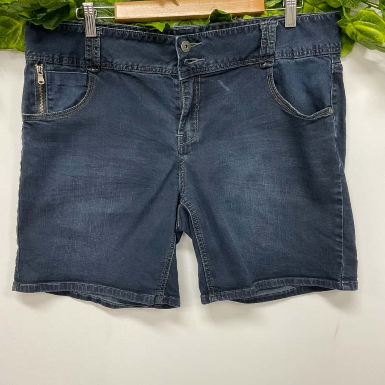 Just Jeans Womens Size 16 Navy Blue Shorts