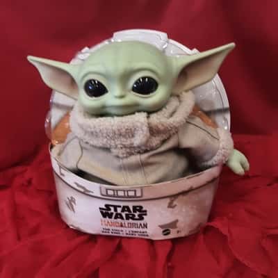 Star Wars the mandalorian the child Baby Yoda