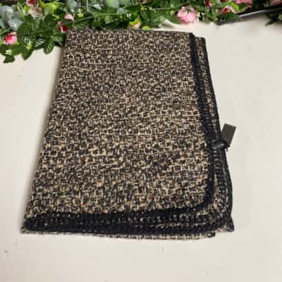 Eb+ive Amina Scarf Black 