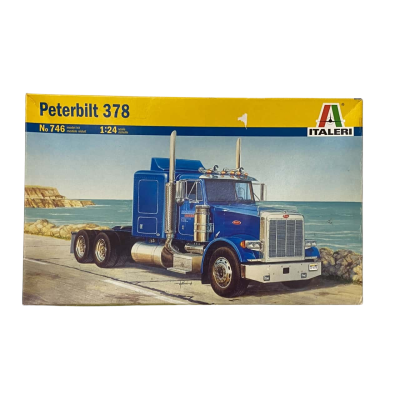 Peterbilt 378 Model Kit - Scale 1:24