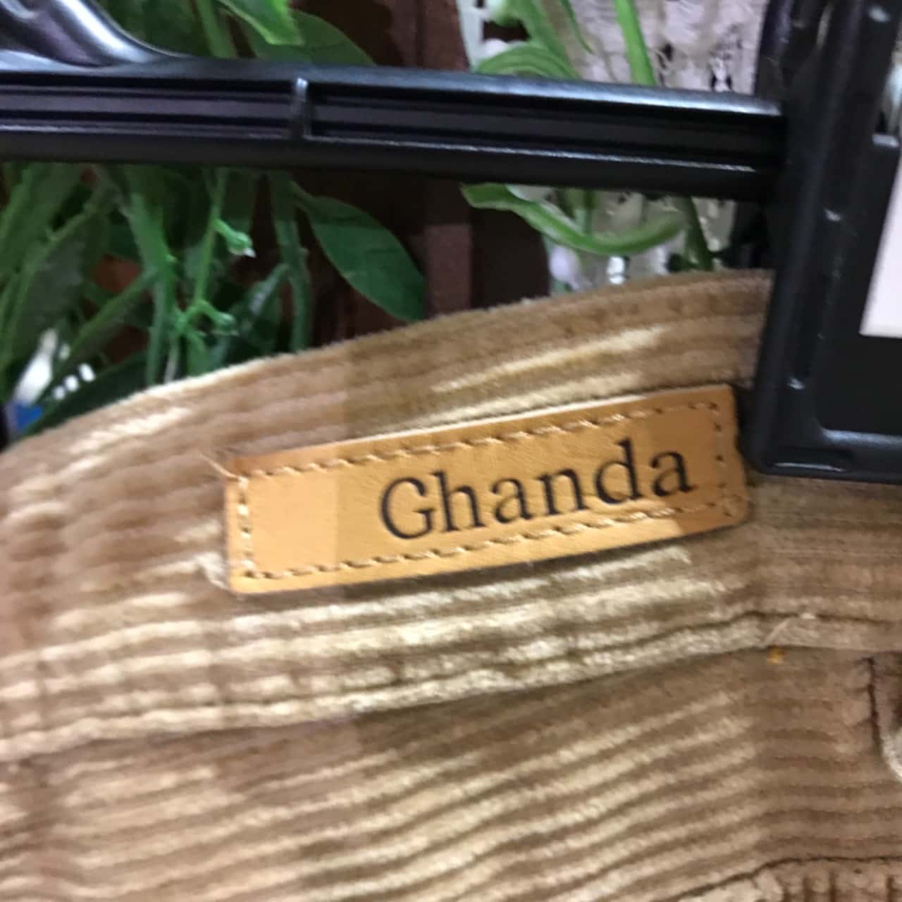 Ghanda Womens Size 8 Wide Leg Beige pant(s)