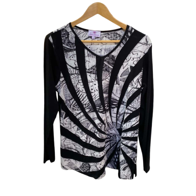 Samsara Womens  Size M Long Sleeve Top Black  / Pattern / White 
