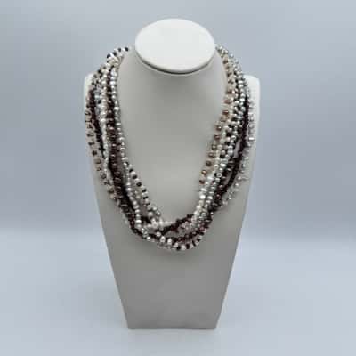 Beautiful 925 Baroque Freshwater Pearls & Stone Necklace