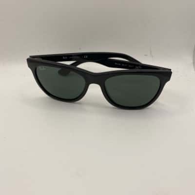 Ray-Ban Unisex Black  Sunglasses wayfarer 