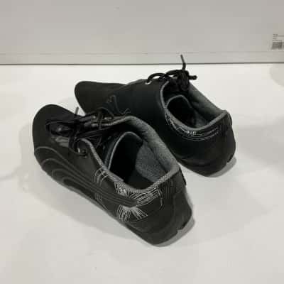 Puma Mens  Size 10 Black  