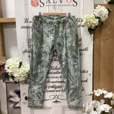 BOTTEGA MODA BRAND! MADE IN ITALY! Womens  Size 14 Straight Leg Pants Floral / Green / Pattern 