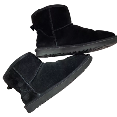 UGG Women  - Size 7 Boots - Black  