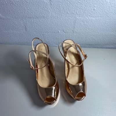  Liliana Womens High Open Toe Wedge Sz 8.5