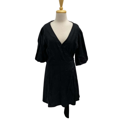 Faithfull The Brand Godiva Wrap Dress.  Size 16.  New with tags