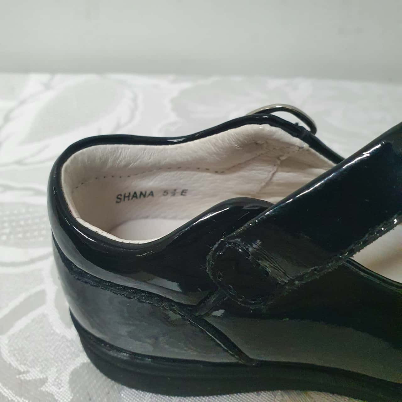 clarks shoes mary jane style