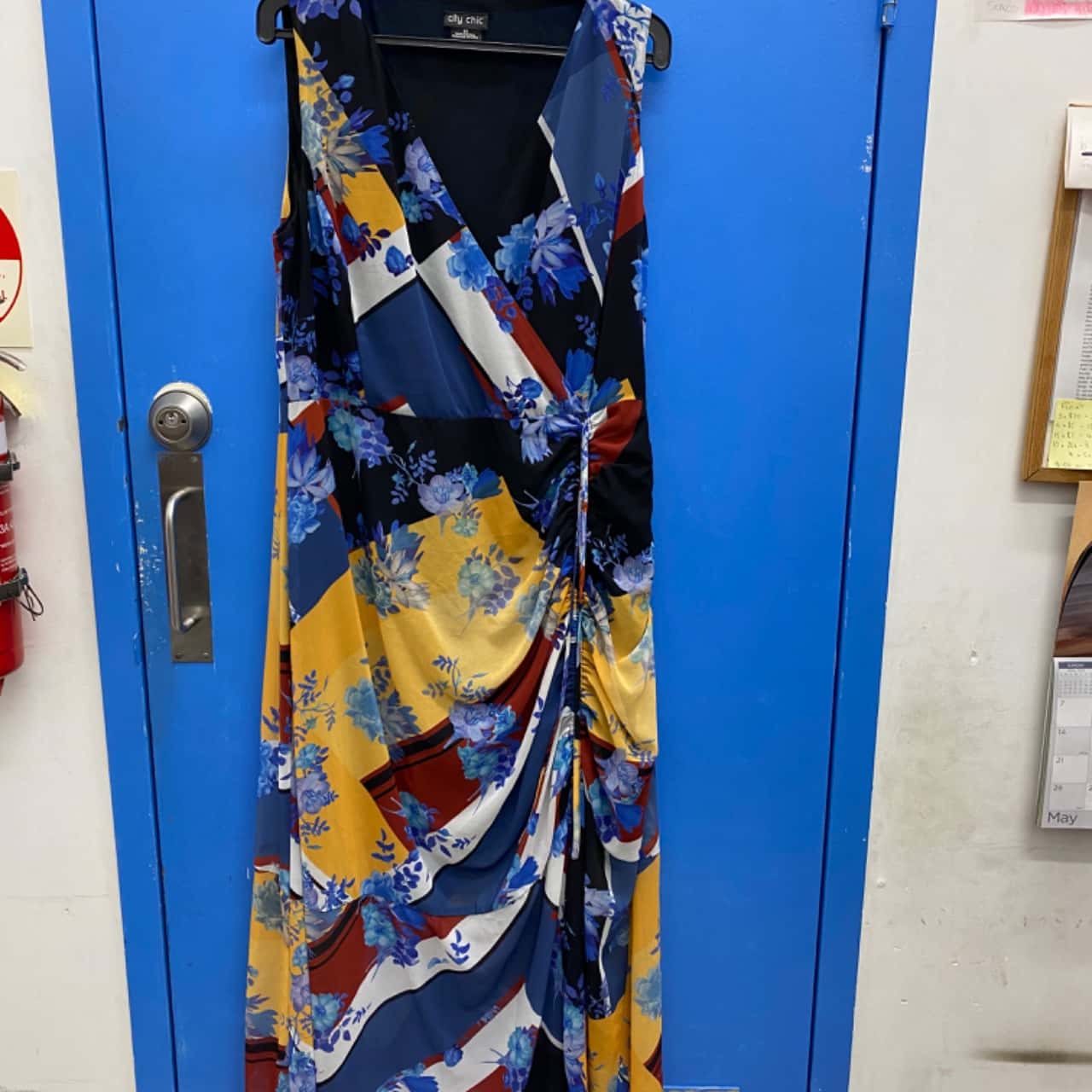 City Chic Womens Size XS Floral Dress Multicoloured (s)