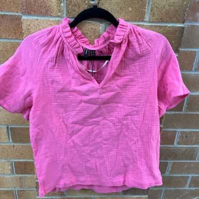 Vero Moda Womens  Size XS hot Pink  Frill Top 
