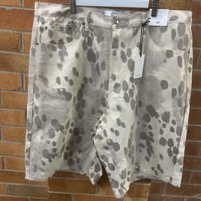  Mens Absent Baggy cow hide Size 40 Shorts 