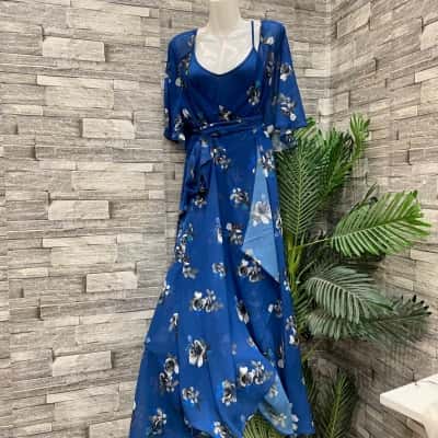 City Chic Womens  Size 6 Maxi Dress Blue / Floral 