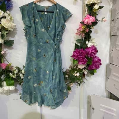 Anthropologie Womens  Size 6 / XS Wrap Dress Floral / Green 