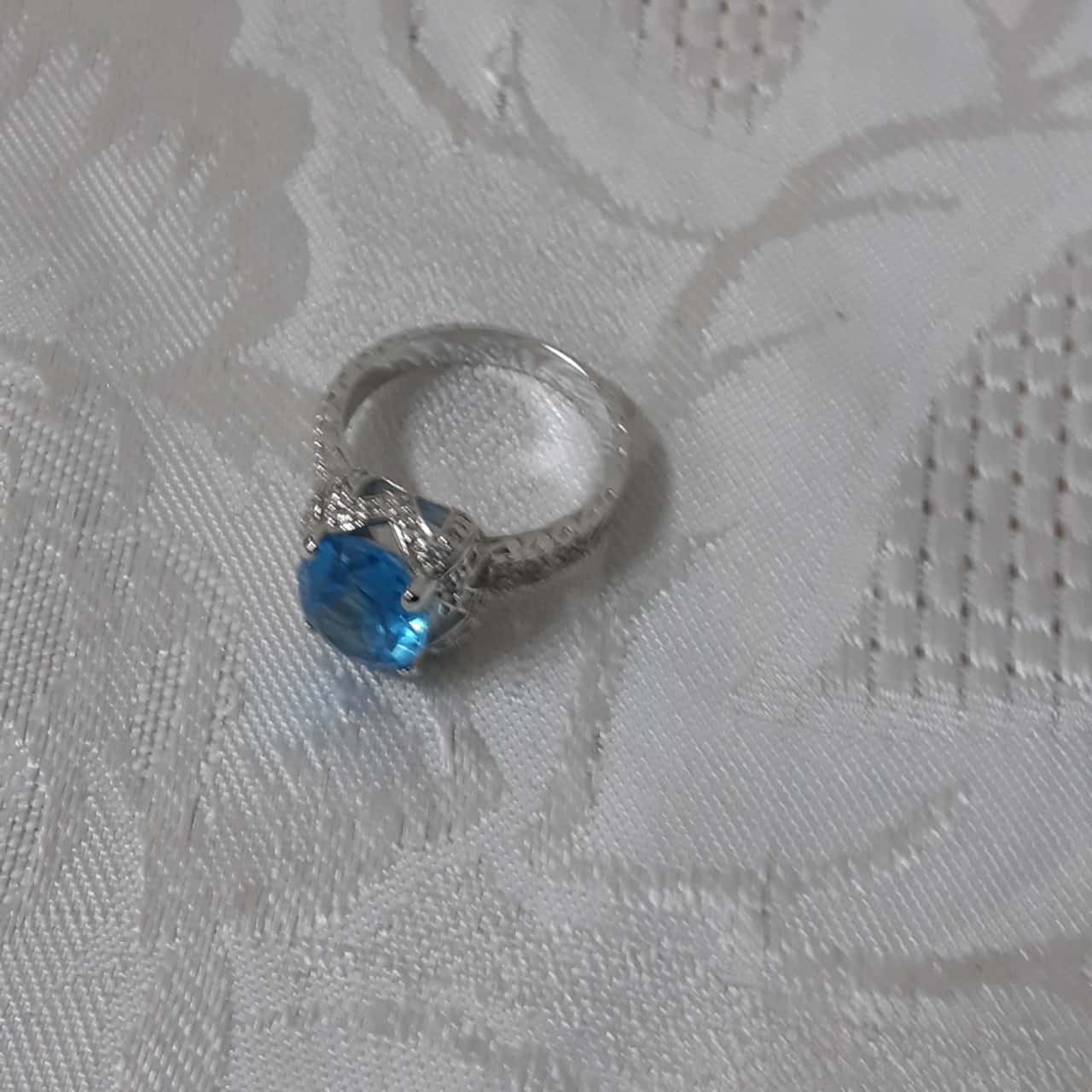 Silver 925 Ring With Large Light Blue Stone & Crystals (s)