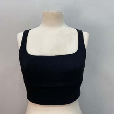 Kookai Womens  Size 36 / 8 Cropped Top Black  