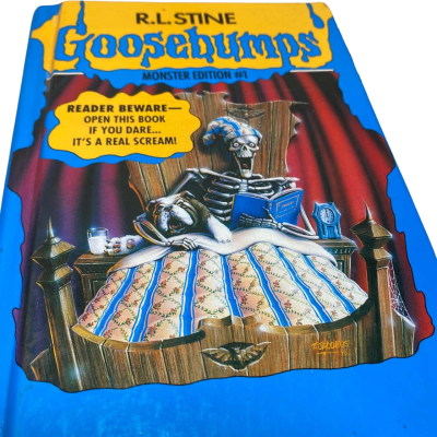 Goosebumps: Goosebumps: Monster Edition 1 : Welcome to Dead House; Stay out of the Basement; Say Cheese and Die! Nos. 1, 2, 4 by R. L. Stine