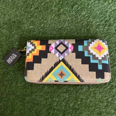 Bijoux Terner Tan Tribal Print Purse (New)