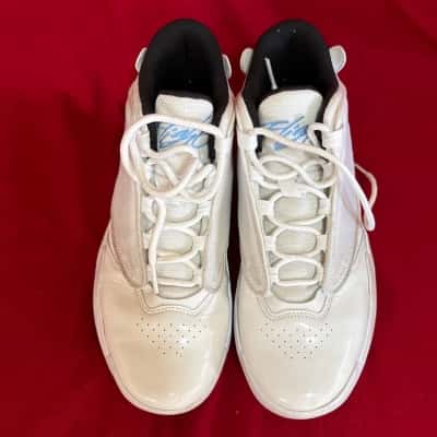 White Nike Air Jordan Max Aura 4 “UNC” Kids  Size UK 5.5 / US 6Y