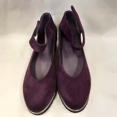 Taking Shape bold purple ankle strap wedge heel size 40 suede finish comfort shoes
