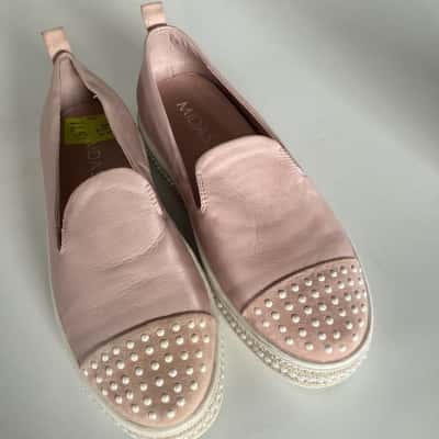 Midas Womens  Size 37 Pink  pull on shoe