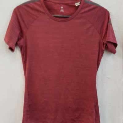 Adidas Womens  Size M T-shirts Red 