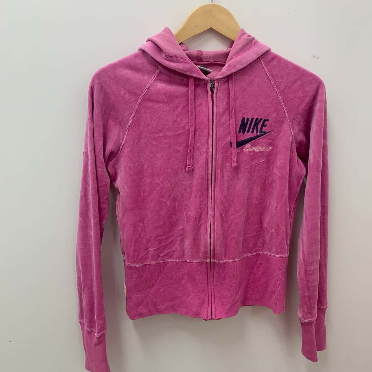 womens hot pink nike hoodie