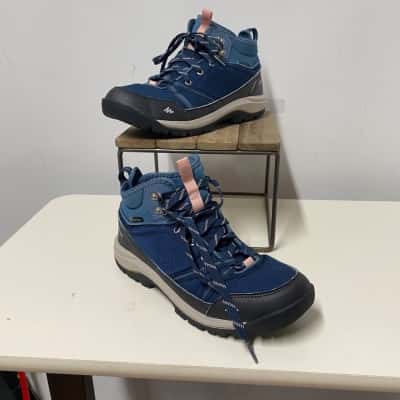 Quechua Women's NH150 Waterproof Mid Hiking Boots Size US 7.5 Blue/Pink