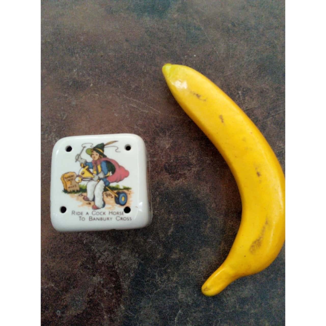 Vintage Potpourri Nursery Rhyme Cube(s)