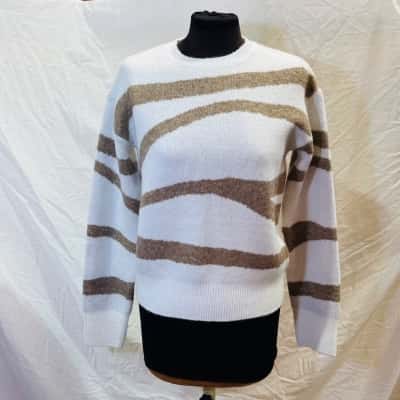 FOREVER NEW Size XXS Jade Patterned Knit Crew Neck Jumper White 