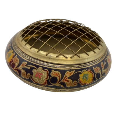 Vintage Brass Etched Flower Displayer, Size: 16CM Diameter  JK7