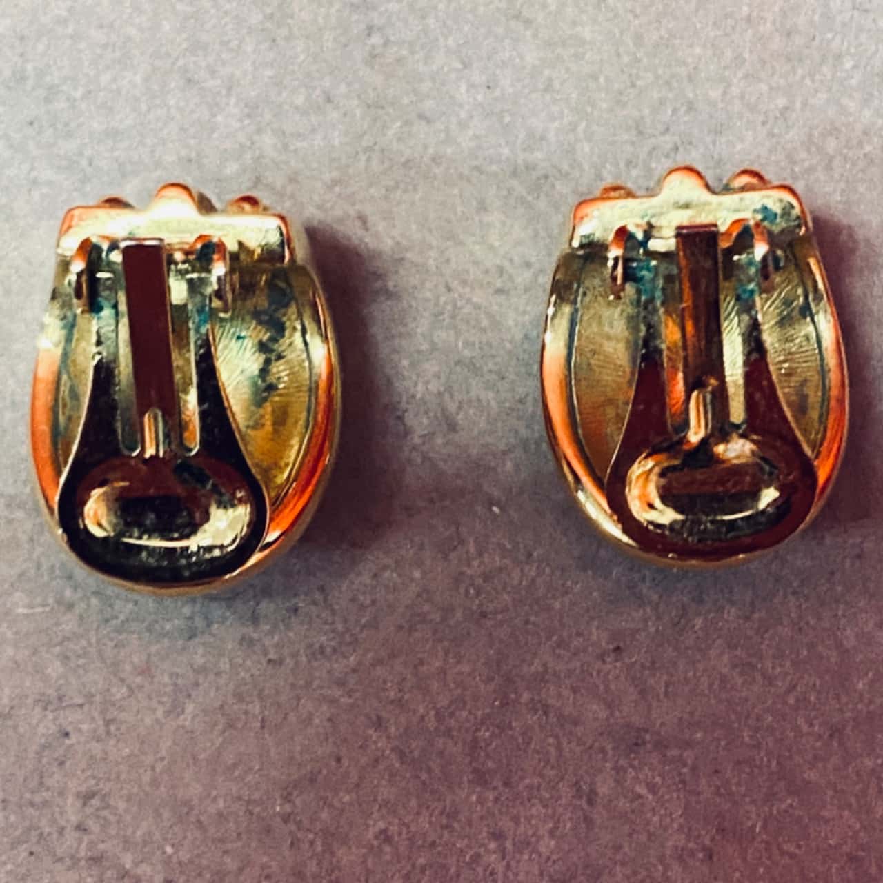 Oroton Womens Clip On Earrings Gold (s)