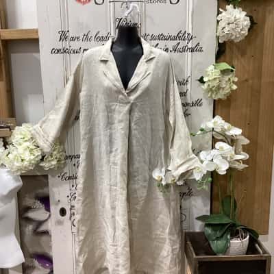TALIA BENSON BRAND! MADE IN ITALY! 100% LINEN LONG SLEEVE DRESS W/ SIDE POCKETS! Womens  Size M Long Sleeve Dress / Midi Dress Beige 