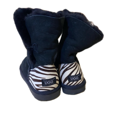 UGG Womens Shoes  Size 6 Black  