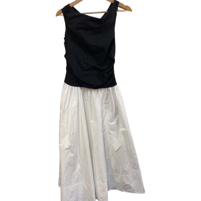 BNWT Portmans Size 8 Black  / White Dress