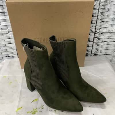 Steve Madden Womens  Size 8 Boots Green 