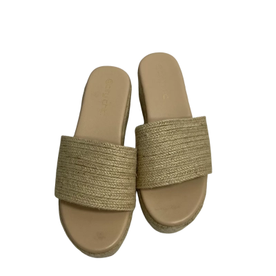 City Chic Womens  Size 41 Sandals Beige 
