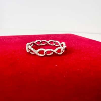  Women's Infinity (925) Sterling Silver Ring 