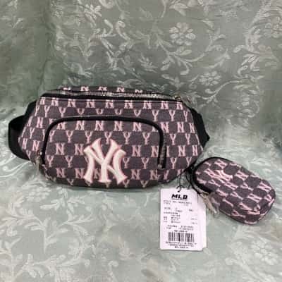 MLB Genuine Merchandise Womens Bum Bag Black  / Pink  