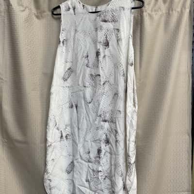 Saba Womens  Size 12 Sleeveless Dress  Grey / Off White 